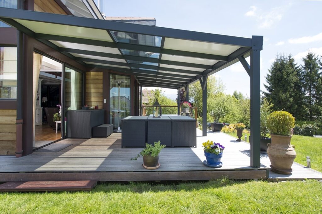 pergola jardin adossée-min